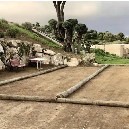 Mini Vue Jardin Dans Calme Wifi Piscine A Pied Vila